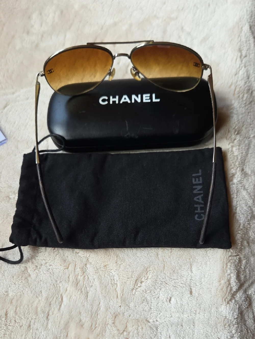 CHANEL Aviator Sunglasses - Gold Frame with Brown Gradient Lenses (Light Weight)